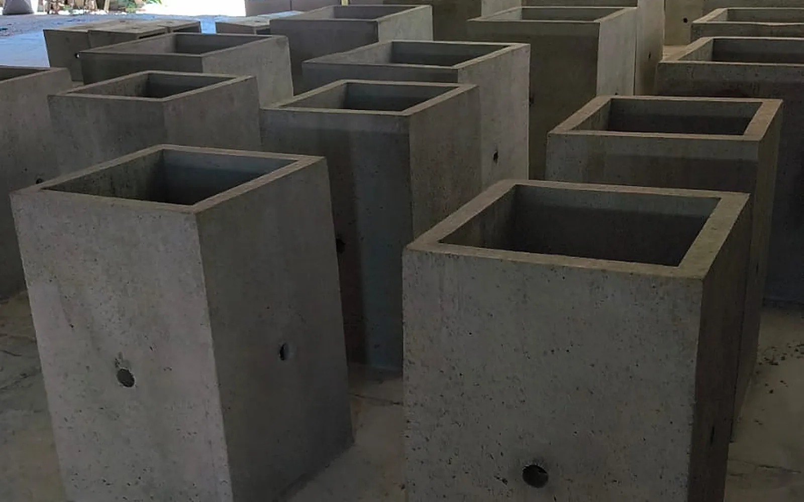 Conjunto de cámaras prefabricadas de hormigón en planta